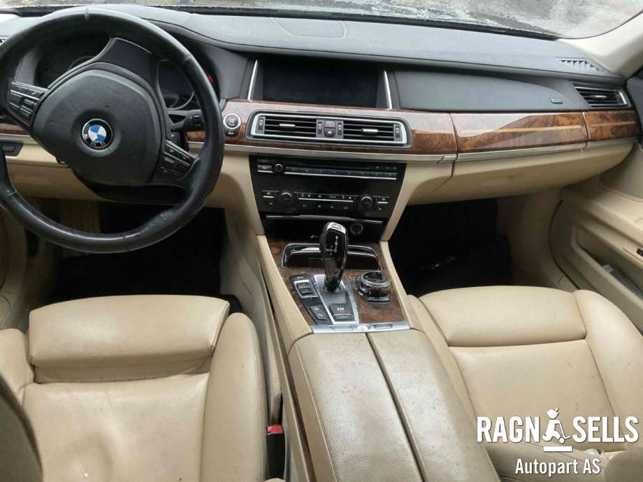 BMW 7-Serie 2009-2015 (F01/F02/F03/F04) (F01/F02/F03/F04), Motorkode: N57D30A, Girkassekode: