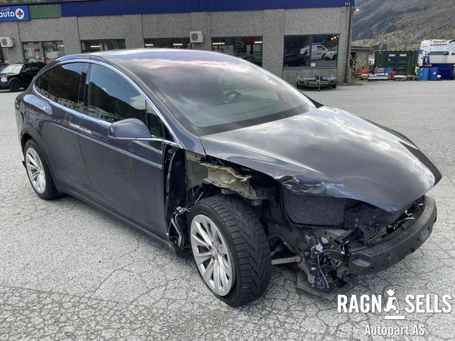 Tesla Model X 2016-->> delebil , Motorkode: L2S|L2S, Girkassekode: