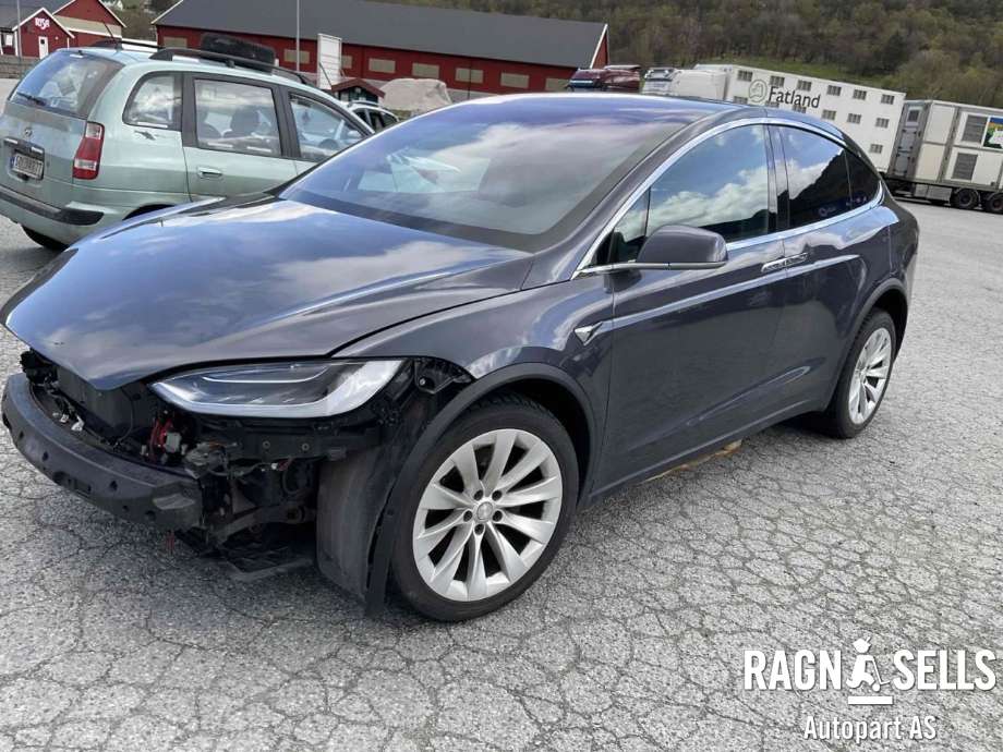 Tesla Model X 2016-->> delebil , Motorkode: L2S|L2S, Girkassekode: