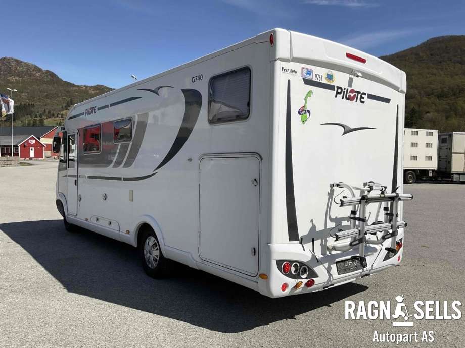 Annet Bobil Pilote 0-->> , Motorkode: f1agl411c, Girkassekode: 
