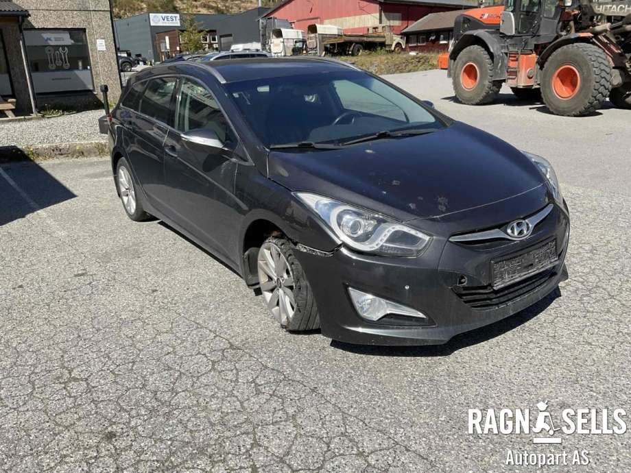 Hyundai i40 2012-2017 delebil , Motorkode: D4FD, Girkassekode: