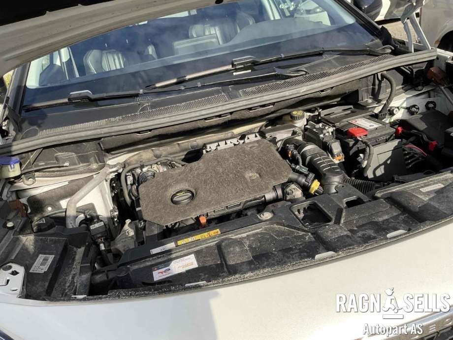 Peugeot 3008 2016-->> (Type II) , Motorkode: YH01, Girkassekode: 