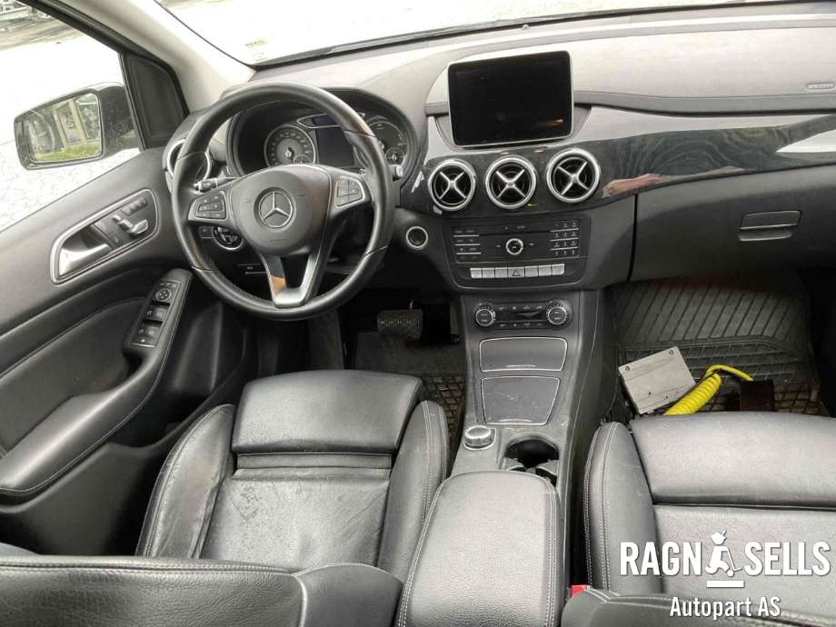 Mercedes B-Klasse, electric drive 2014-2018 (W242) (W242), Motorkode: EM0004, Girkassekode: 