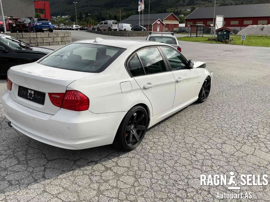 BMW 3-Serie 2005-2011 (E90/E91/E92/E93) delebil , Motorkode: N47D20C, Girkassekode: 