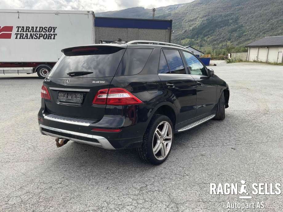 Mercedes ML 2011-2015 (Fase 1) (W166) (W166), Motorkode: 642826, Girkassekode: