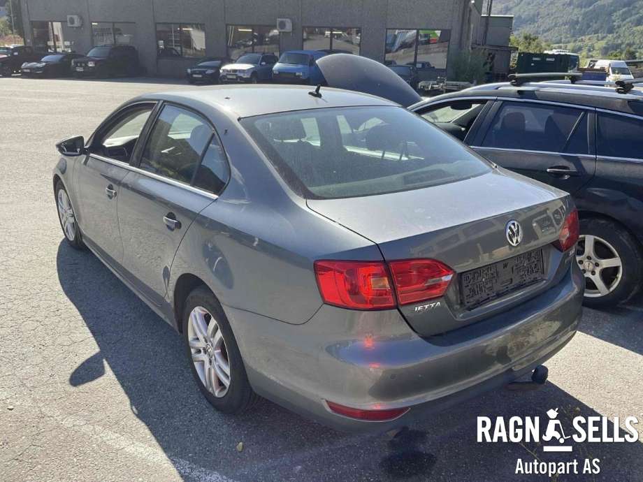VW Jetta 2011-->> , Motorkode: CAY, Girkassekode: