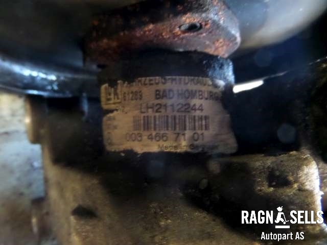 Servo pumpe mekanisk til Mercedes Vito/Viano 2004-2010 (Fase 1) (W639) (W639) (LH2112244|A0034667201)