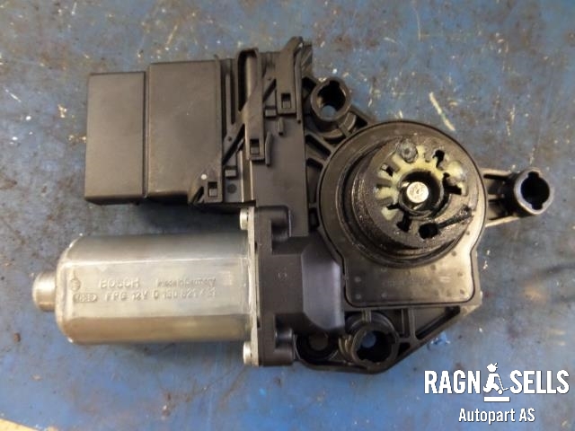 Ruteheis høyre bak til VW Golf VI 2008-2012  (5K0959704D|5K0 959 704 D|5K0959795)