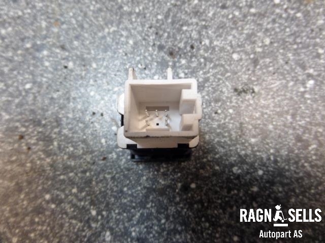 Bryter Antispinn til VW Jetta 2005-2010  (1K0927117A|)
