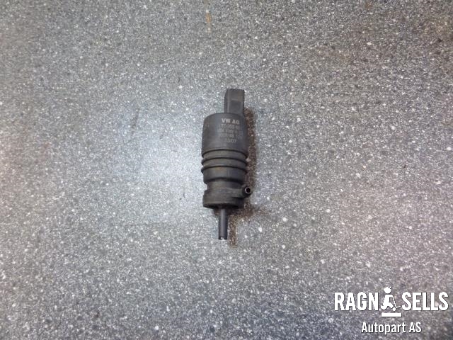 Spylerpumpe foran til VW Jetta 2005-2010 (1T0955651|)