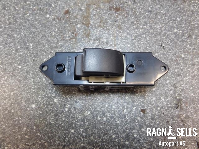 Bryter ruteheis til Mitsubishi ASX 2010-2019 (MR587944|)