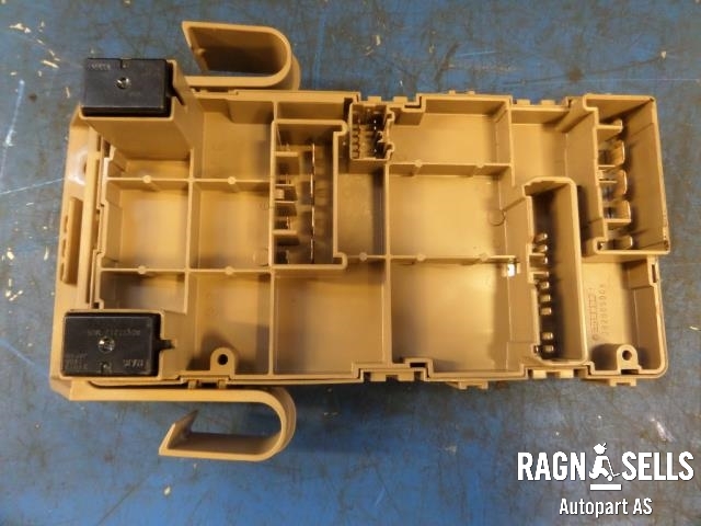 Sikringsboks til Subaru Outback 2009-2014 (Type IV)  (82201AJ010||310148)