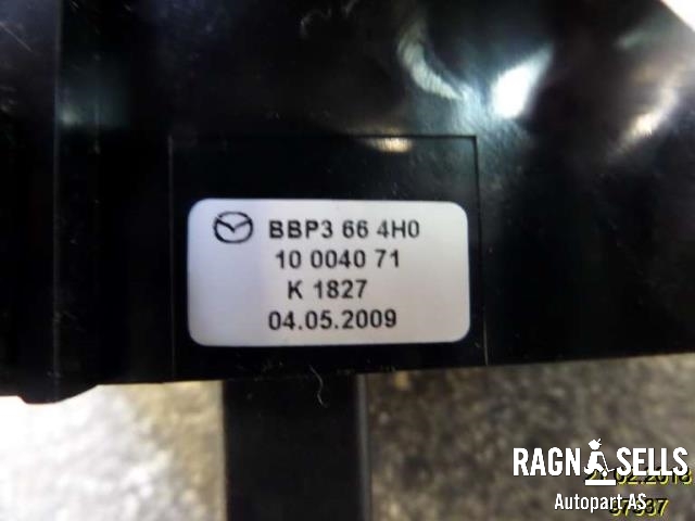 Bryter nødblink til Mazda 3 2009-2013 (Type II) (BBP3-66-4H0|)