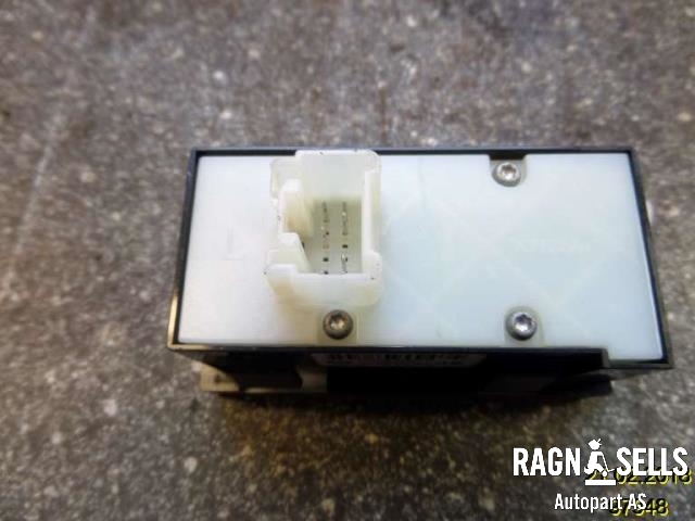 Bryter diverse til Mazda 3 2009-2013 (Type II)  (BBM4-66-170B|)