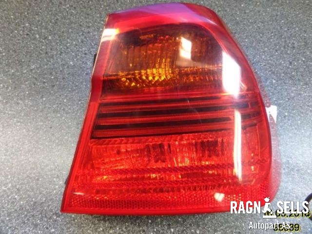 Baklykt høyre til BMW 3-Serie 2005-2011 (E90/E91/E92/E93) (E90/E91/E92/E93) (63 21 6 937 458|)