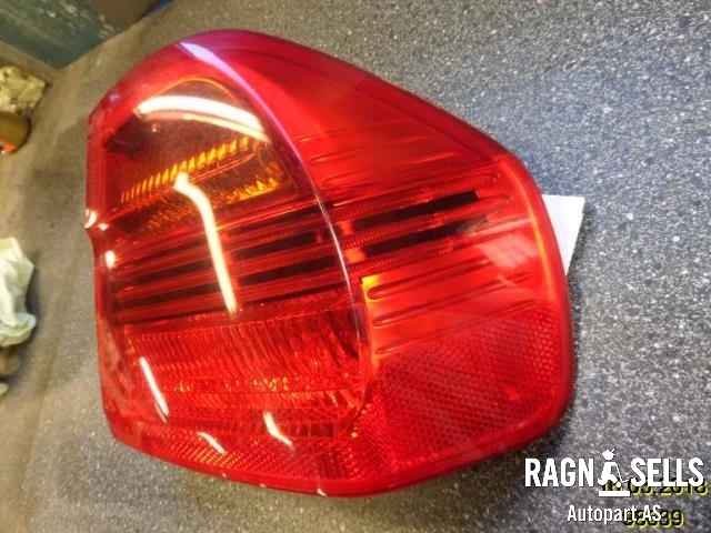 Baklykt høyre til BMW 3-Serie 2005-2011 (E90/E91/E92/E93) (E90/E91/E92/E93) (63 21 6 937 458|)