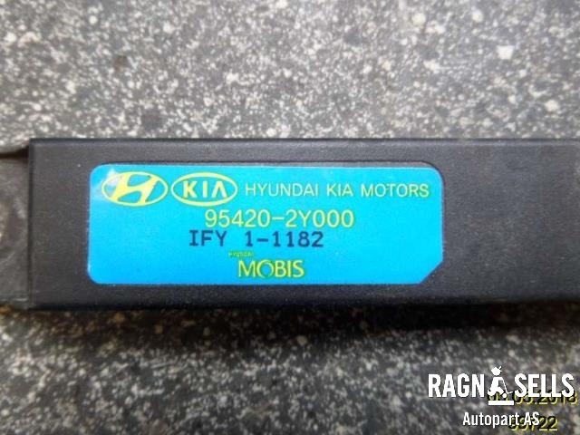 Antenne forsterker til Hyundai Ix35 2010-2015  (954202Y000|)