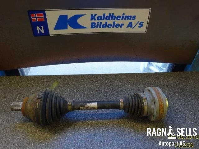 Drivaksel venstre foran, diesel/manuell til VW Passat, 2011-2015 (B7) (B7) (1K0407271BJ)