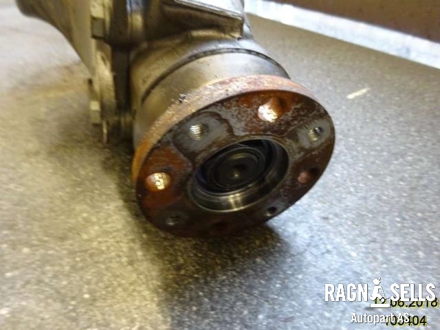 Kardang klokke foran til BMW 3-Serie 2012-2018 (F30/F31/F34) (F30/F31/F34) (|31 51 7 600 991)