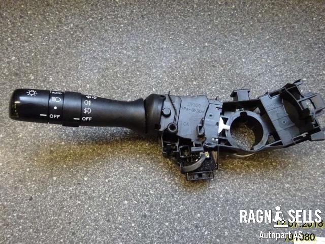 Bryter blink til Toyota RAV4, 2006-2009 (Type III, Fase 1)  (42110)