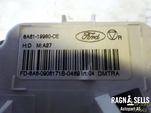 Varmeapparat betjening til Ford Fiesta 2008-2012 (Type VI, Fase 1)  (8A61-19980-CE|8A61-19980-CH|)