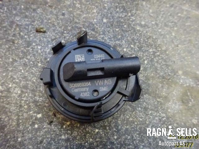 Sensor radar til VW e-Golf, 2014-2017 (Fase 1)  (5Q0959354)