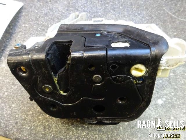 Låsekasse høyre bak til Audi A6 2005-2008 (Type III, Fase 1) (C6) (C6) (|4F0 839 016 A)