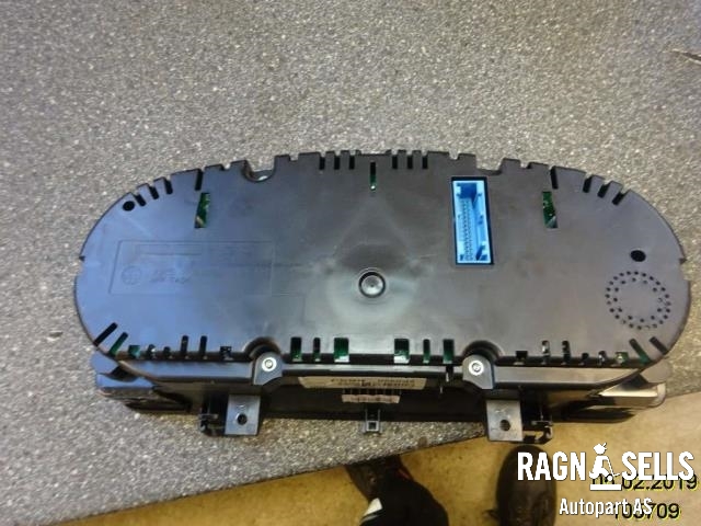 Speedometer til VW Caddy 2010-2015 (Type III, Fase 2) (2K0920865J|02405111219013993)