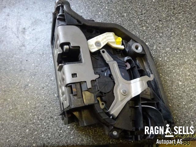 Låsekasse venstre bak til BMW 2-Serie, Active/Gran Tourer 2014-->> (F45/F46) (F45/F46) (51 22 7 281 943|7 281 943|18283810CZ)