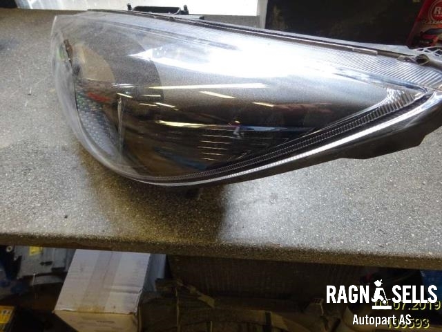 Frontlykt venstre halogen til Ford Focus 2014-2018 (Type III, Fase 2)  (F1EB-13W030-ED||2060624)