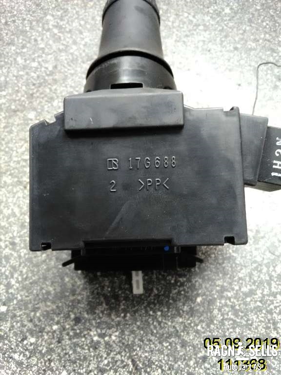 Bryter blink til Mitsubishi Outlander 2012-2015 (Type III, Fase 1)  (17G688|8614A130|)