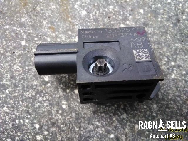 Sensor radar til Opel Astra J 2010-2015  (1235028|13502577|12101B6BA)
