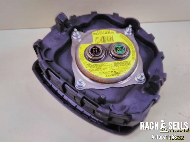 Airbag rattpute til BMW 1-Serie 2004-2011 (E81/E82/E87/E88) (E81/E82/E87/E88) (32 30 6 779 828|33677051504T|08B2630P0677F)