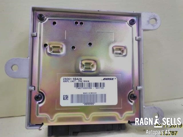 Bilstereo forsterker til Nissan Leaf 2018-->> (Type II)  (280615SA2A|18317103|774627102031058)