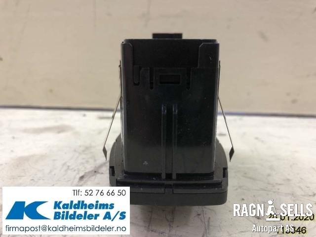 Bryter lys til Ford Focus 2014-2018 (Type III, Fase 2)  (F1ET13A024RA|)