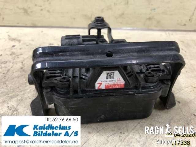 Sensor radar til Toyota RAV4 2016-2019 (Type IV, Fase 2) (8821047090|2300007460)