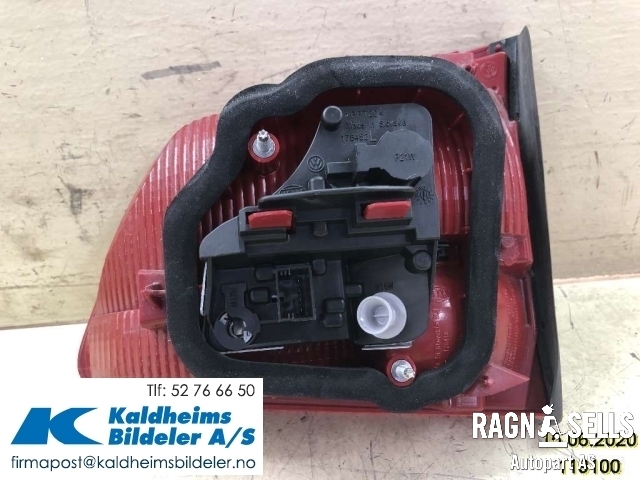 Baklykt venstre indre til VW Touran 2010-2015 (Type I, Fase 3) (1T0945093|1T0945094|)