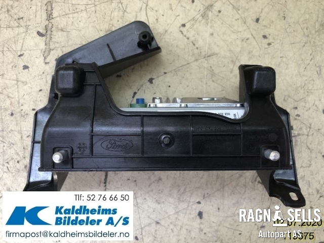 Bilstereo navigasjon til Ford Fiesta 2013-2017 (Type VI, Fase 2)  (F1BT18B955DA|7612032230)