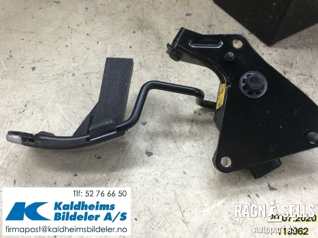 Pedal gass til Nissan Qashqai 2010-2014 (Type I, Fase 2)  (1353B|)