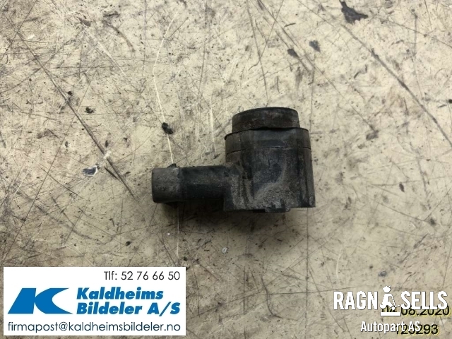 Parkeringssensor bak til Ford C-Max 2010-2015 (Type II, Fase 1)  (AM5T15K859AAW|)
