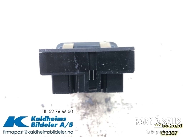Bryter elektrisk håndbrekk/parkbrems til Mercedes B-Klasse 2011-2018 (W246) (W246) (A2469050451|)