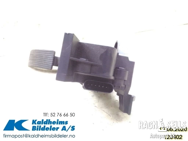 Pedal gass til Mercedes B-Klasse 2011-2018 (W246) (W246) (A2463001404|)