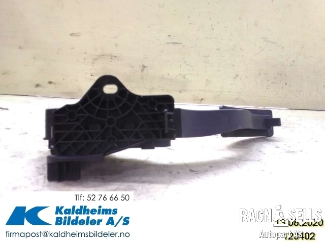 Pedal gass til Mercedes B-Klasse 2011-2018 (W246) (W246) (A2463001404|)