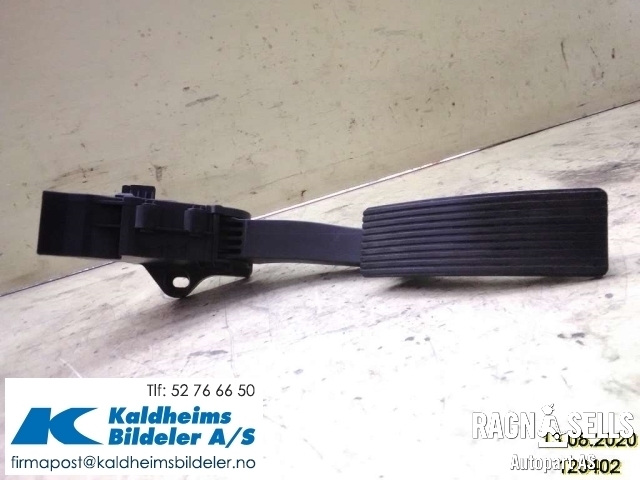 Pedal gass til Mercedes B-Klasse 2011-2018 (W246) (W246) (A2463001404|)