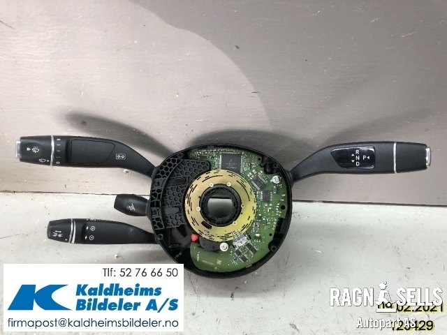 Bryter combi til Tesla Model X 2016-->> (1057357-00-A|154800|40840117034|0264941317)