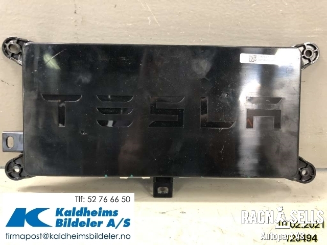 Styreenhet comfort (BCM) til Tesla Model X 2016-->> (1043900-10-D||0317AP0005556)