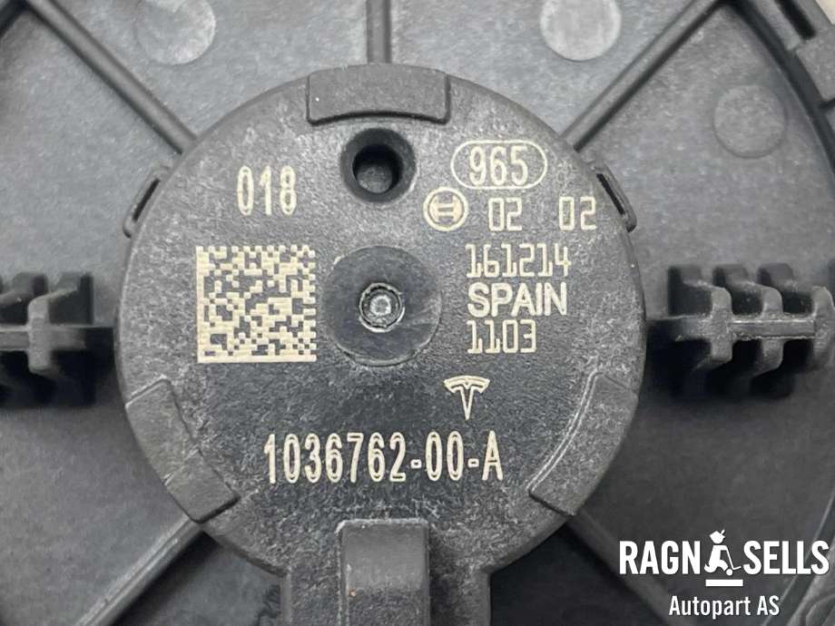 Sensor radar til Tesla Model X 2016-->> (103676200A|)
