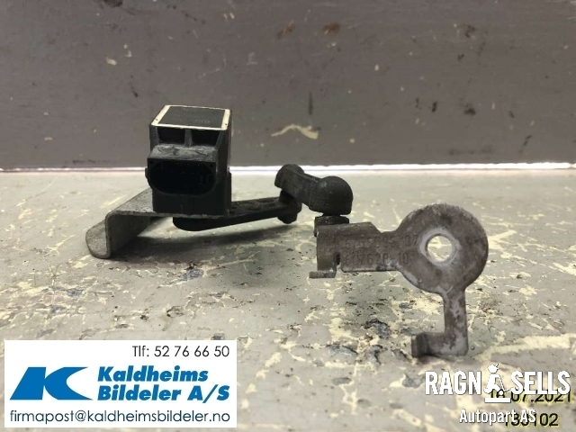 Sensor nivå til BMW 1-Serie 2004-2011 (E81/E82/E87/E88) (E81/E82/E87/E88) (37 14 6 853 753||6784694)
