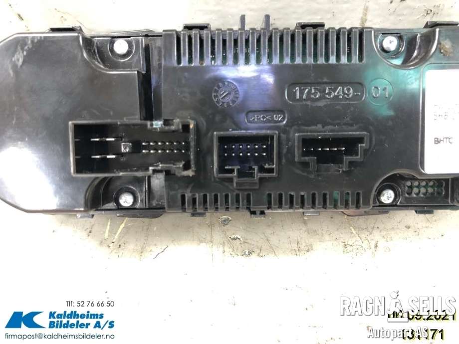 Varmeapparat betjening til Mercedes B-Klasse, electric drive 2014-2018 (W242) (W242) (A2429009401|A2429014800)