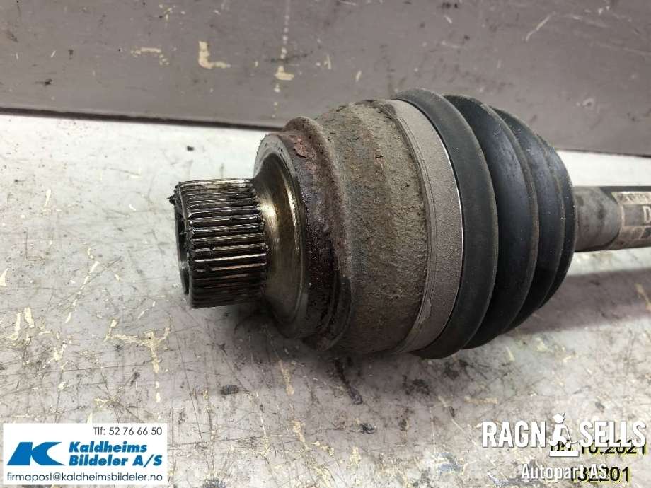 Drivaksel høyre foran, diesel/automat til Audi A8 2010-2013 (Type III, Fase 1) (4H0 407 271 H|4G0 407 271 F)